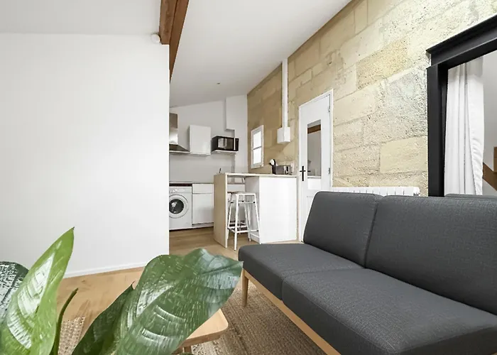 Parenthese Douce Au Phare *